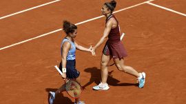 Roland Garros, Errani e Paolini volano in semifinale: prova di carattere contro Kudermetova e Mertens