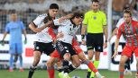 Spezia-Cremonese, moviola: due espulsi, sette ammoniti, finale thriller, l'intervento del Var, rimonta fallita