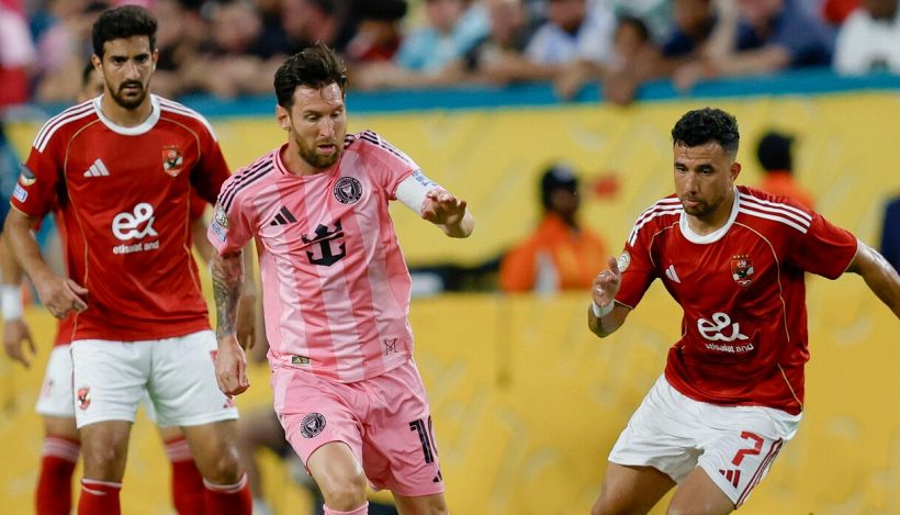 Inter Miami-Al Ahly, moviola: l’arbitro e il portiere salvano Messi, nel finale saltano i nervi