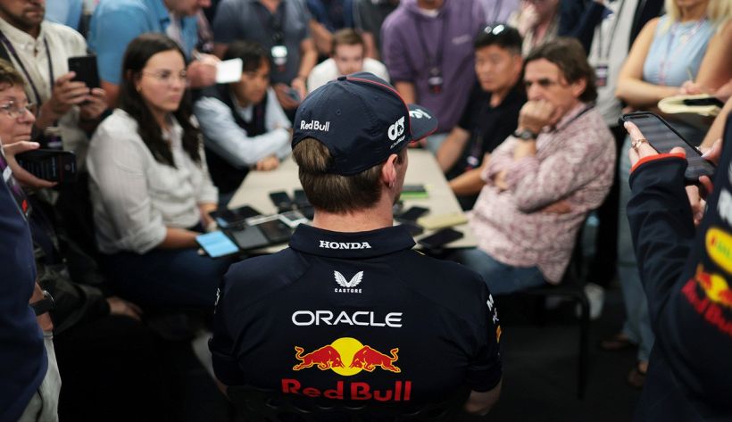 F1 Canada, Verstappen nervoso: lite con un giornalista. Sainz sorpreso dalla Ferrari: "Pensavo fosse da Mondiale"