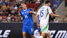 Slovacchia-Italia U.21, moviola: arbitro inseguito dai giocatori, manca anche un rosso