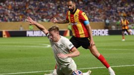 Esperance-Chelsea, moviola: surreale scena sul rigore, l’arbitro deve spiegare col microfono