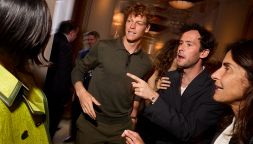 Sinner al party di Gucci: aspettando Wimbledon, Jannik star dell’evento londinese della maison italiana