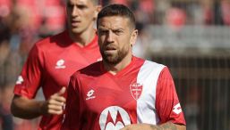 Calciomercato Serie B: pazza idea Padova, offerta al Papu Gomez. Bari e Reggiana scatenate, supermarket Catanzaro