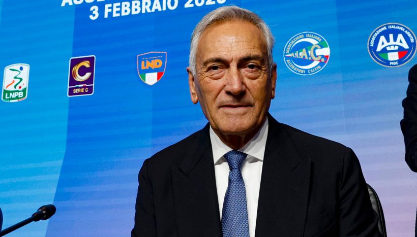 Turris, la Figc consegna il titolo di Eccellenza al Comune ma la città non risponde all'appello: rischio scomparsa