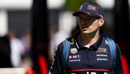 Verstappen ha sabotato la sua gara? La teoria di Schumacher e la risposta di Horner. E Red Bull pensa ad Hadjar