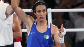 Khelif, l’assenza all’Eindhoven Box Cup dopo l’introduzione del test genetico è un caso: il duro attacco alla World Boxing