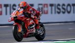 MotoGP Aragon libere, Marc Marquez scatenato: distacchi abissali, Bagnaia litiga con la Ducati, furia Quartararo