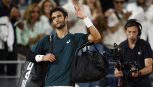 Roland Garros, Musetti altro infortunio contro Alcazar: come a Montecarlo, l’omaggio di Carlos a Lorenzo Roland Garros, Musetti altro infortunio contro Alcazar: come a Montecarlo, l’omaggio di Carlos a Lorenzo