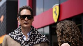 Ferrari, John Elkann ignora la F1 nell'elogio del trionfo a Le Mans: 'swap' all'orizzonte tra Coletta e Vasseur