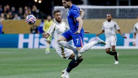 Mondiale per club, Chelsea-Los Angeles 2-0 nello stadio semivuoto: e l'Inter è in ansia per Taremi dopo i bombardamenti