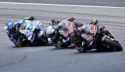 Gp Mugello, Bagnaia si arrende e punge Ducati: Marquez risponde ai fischi. Dall'Igna sul duello: "Che rischio"
