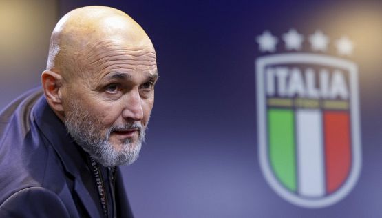Italia: Spalletti, bordata in lacrime a De Laurentiis, poi scoppia caso Acerbi per l'SMS ricevuto