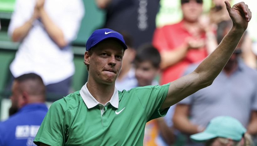 Sinner, numero 1 non a rischio a Wimbledon: poi sarà un grosso problema, Alcaraz pregusta il sorpasso