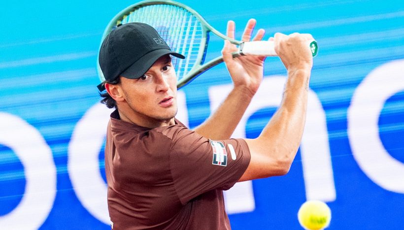 ATP Halle, Darderi sfiora l'impresa contro Tsitsipas. Arnaldi si ritira dal Queen's, che resta senza italiani