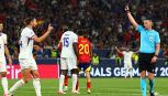 Spagna-Francia, moviola: nove gol, due rigori, una rete annullata. un ex Juve nel mirino del solito Oliver, che batticuore