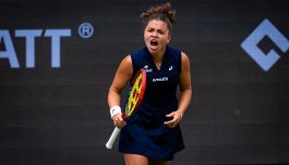 Paolini contro Swiatek, lo sfogo di Jasmine verso Iga alza la tensione in vista di Wimbledon