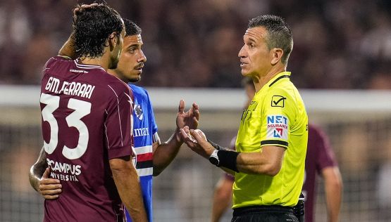 Playout Salernitana-Sampdoria, che pasticcio: su DAZN i granata giocano contro il Frosinone di Bianco