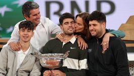 Chi è Virginia Garfia, mamma di Carlos Alcaraz, capace di oscurare il vincitore del Roland Garros e Letizia di Spagna