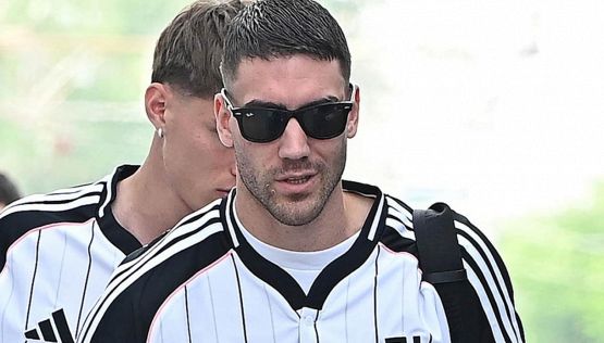 Diretta live calciomercato 17 giugno 2025, Milan discute Gimenez, Napoli su Sancho e Nunez, Juve-Wesley