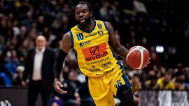 Caso Trapani Shark, Scafati spera nel ripescaggio: la mossa di patron Longobardi per evitare la retrocessione