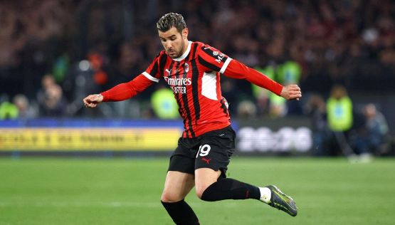 Milan, Theo Hernandez adesso è un caso: il dietrofront dell’Atletico Madrid mette nei guai i rossoneri, gli scenari