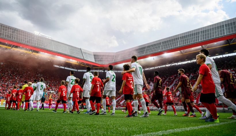 Roma-Kaiserslautern stava finendo in tragedia, cosa è successo allo stadio