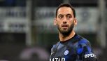 Inter, non c’è solo Calhanoglu: ora anche Pavard fa indispettire il club. E il Barcellona si lancia su Dumfries