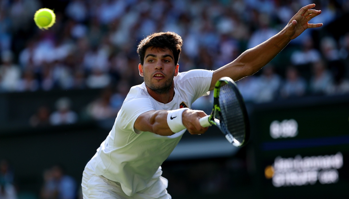 https://wips.plug.it/cips/sport.virgilio.it/cms/2025/07/carlos-alcaraz.jpg