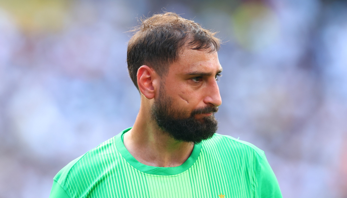 https://wips.plug.it/cips/sport.virgilio.it/cms/2025/07/donnarumma-2.jpg
