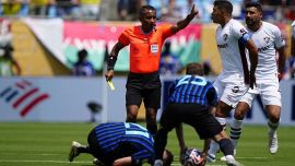 Inter-Fluminense, moviola: il rigore negato e la rissa scatenata dal gesto di Renato