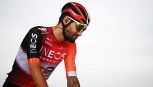 Caduta per Ganna nella prima tappa del Tour de France: scivolone con Flynn, ecco come sta