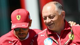 Gp Ungheria, Hamilton cade dalle nuvole sul rinnovo di Vasseur. Leclerc ossessione Ferrari, Verstappen: “Resto in Red Bull”