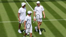 Sinner, Cahill mostra i retroscena di Wimbledon tra power nap e bagni ghiacciati: Jannik stabilisce un nuovo record