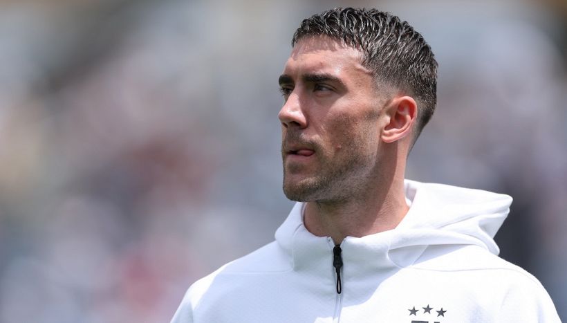 Diretta live calciomercato 31 luglio 2025: Milan forte su Vlahovic, braccio di ferro Inter-Atalanta per Lookman, Juve bloccata