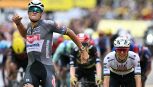 Tour de France, van der Poel spegne le speranze di Pogacar, big subito all’attacco. Milan, che litigata con Girmay