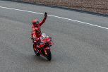 MotoGP Germania: Marquez insaziabile, Alex e Bagnaia sul podio. Quante cadute, peccato Di Giannantonio e Bezzecchi