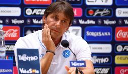 Napoli, la festa con Conte si trasforma in polemica: fischi e rabbia sotto la pioggia