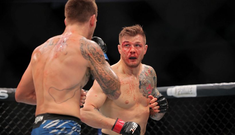 UFC 318, Vettori dopo la sconfitta con Allen: "Combattuto col naso rotto. Sono deluso ma vado avanti". Holloway resta BMF