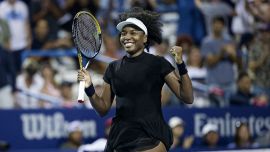 Venus Williams eterna, domina a Washington e sfida Sinner allo US Open: poi ufficializza il suo amore italiano con Preti