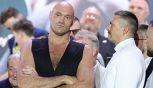 Tyson Fury torna sul ring: rivincita con Usyk, ma la trilogia scatena la polemica. I fan: 'Fermati, vogliamo Joshua'