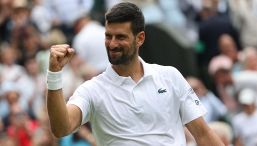 Wimbledon, Djokovic soffre ma batte De Minaur e sfata il tabù Federer: ai quarti la sfida con Cobolli