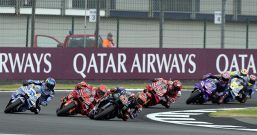 MotoGP Germania griglia di partenza Sachsenring: pole Marquez davanti a Zarco e Bezzecchi. Vinales caduto a rischio