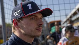 F1, dopo Horner anche Verstappen all'addio: l'indiscrezione dell'ex pilota sul caos Red Bull. "Per loro si fa dura"