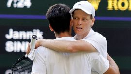 Sinner troppo superiore ad Alcaraz, lo sfogo in campo e l’ammissione di Carlos dopo Wimbledon: “Non sapevo che fare”