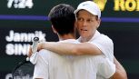 Sinner troppo superiore ad Alcaraz, lo sfogo in campo e l’ammissione di Carlos dopo Wimbledon: “Non sapevo che fare”