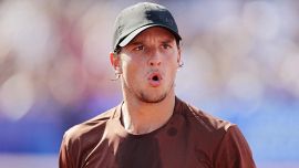 ATP Bastad, Darderi finale, lacrime e top 50: battuto Cerundolo in tre set, ora c’è De Jong. Esulta anche Cobolli
