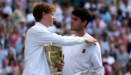 Sinner contro Alcaraz, la rivalità che fa discutere: Griekspoor sceglie Carlos. Wilander su Jannik: “Mai visto niente del genere”