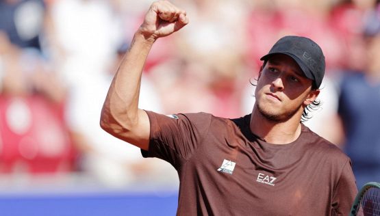 ATP Bastad, Darderi trionfa in Svezia: l’avvio da incubo, l’esultanza da bomber e i battibecchi con papà. Che balzo nel ranking