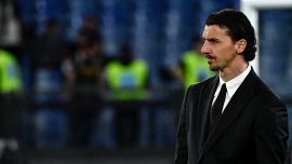 Ibrahimovic sempre più lontano dal Milan tra tatuaggi rimossi e telefonate con Speed: cosa è cambiato dall’arrivo di Tare
